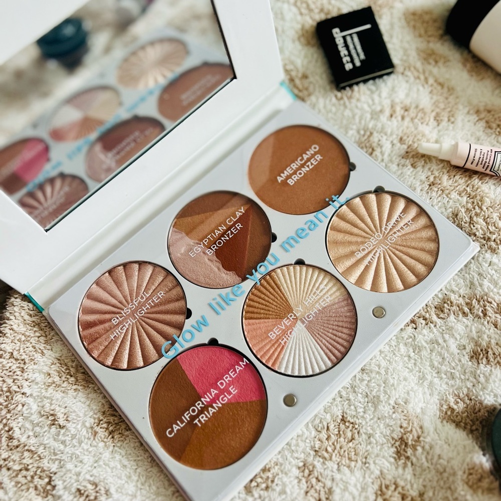 OFRA Palette plus beauty bundle!